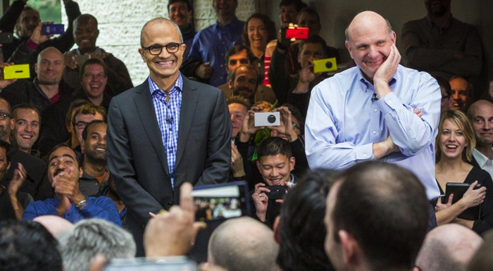Взгляды Сатьи Наделлы (слева) и Стива Балмера на телефонный бизнес Microsoft разошлись. Фото: Microsoft.  