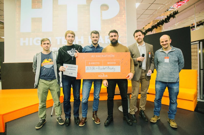 Команда RocketBody с призом минского AI Hackathon 