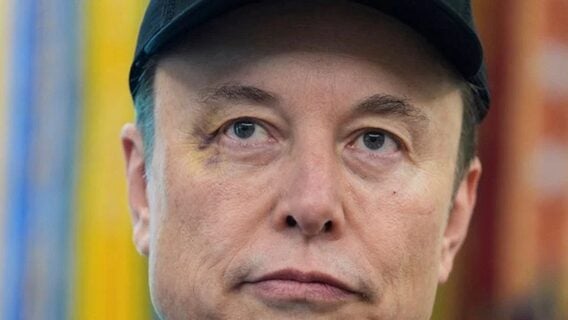 NASA шукае замену SpaceX для месяцавай місіі — Маск назваў кіраўніка агенцтва «прыдуркам»