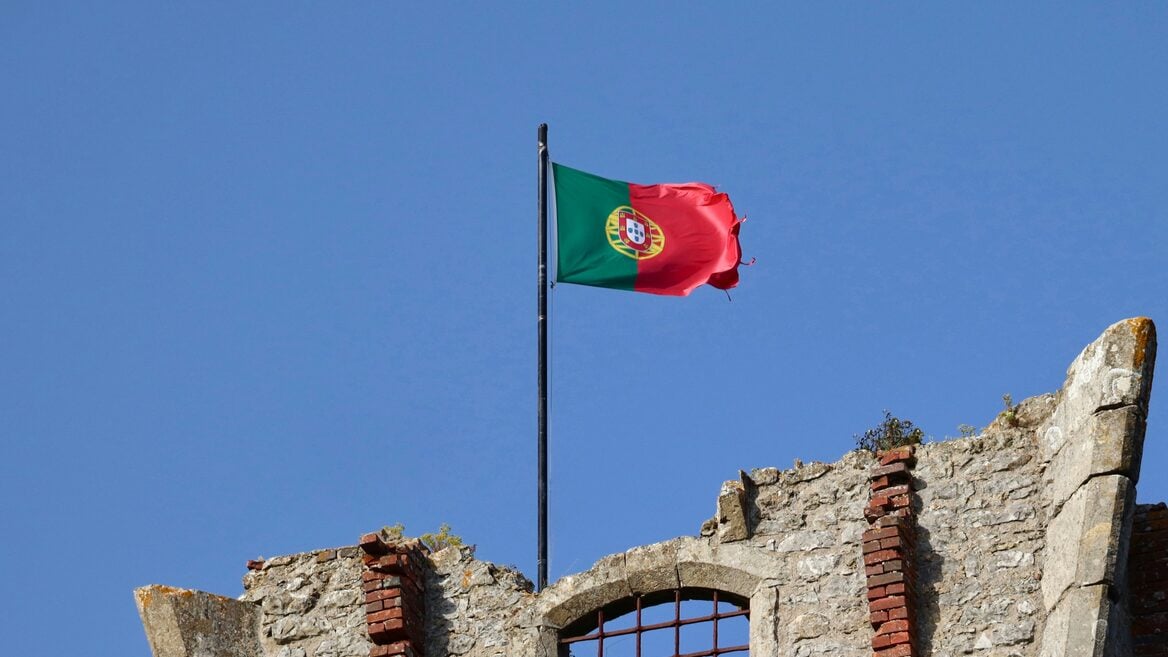 Португалия отменила временную защиту беларусов бежавших от войны в Украине. Они боятся преследования на родине