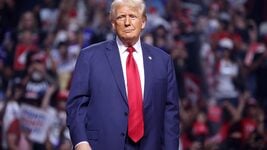 Трамп рассмотрит вопрос депортации Маска
