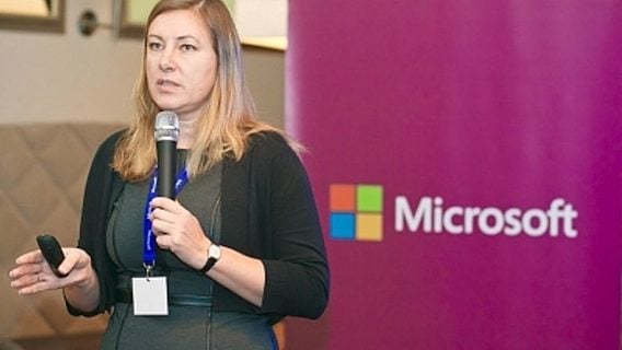 Microsoft Device Day: сибирский айтишник, пиратские набеги и 81% роста 