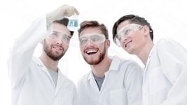 Учёные прячут промпты в статьях, чтобы ИИ хвалил их работы Учёные прячут промпты в статьях, чтобы ИИ хвалил их работы