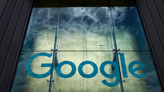 Google получила иск от 130 тысяч клиентов на $16 млрд