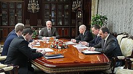 Лукашенко об инвестициях в ИТ: «Если это выгодно государству и народу, я всегда соглашусь. Но нужны варианты» 