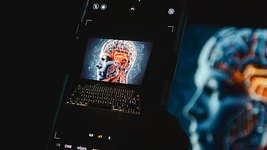 Генеральны дырэктар DeepMind назваў тры рэчы, у якіх агульны штучны інтэлект не параўнаецца з чалавечым інтэлектам