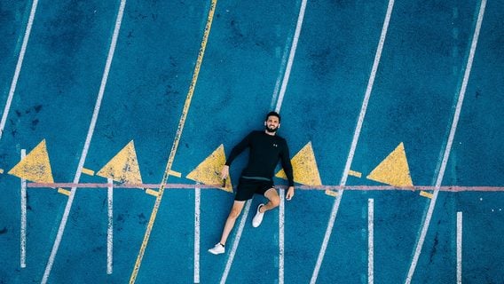 «Через 100 мэтчей не вспомнишь первого красавчика». Тем, кто откликается сразу, оффер не светит? 