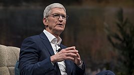 Apple отпускает по домам сотрудников по всей планете