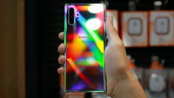 Популярные модели смартфонов Samsung исчезли из продажи в регионах РФ