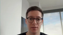 «И тут что-то щёлкнуло»: вирусное эссе стартапера о конце кодинга раскололо индустрию