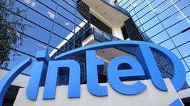 «Мы споткнулись»: акции Intel обвалились после публикации одного из худших прогнозов в истории компании