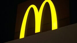 ШІ-рэкрутар McDonald's (не)абараніў асабістыя дадзеныя дзясяткаў мільёнаў саіскальнікаў паролем 123456 ШІ-рэкрутар McDonald's (не)абараніў асабістыя дадзеныя дзясяткаў мільёнаў саіскальнікаў паролем 123456