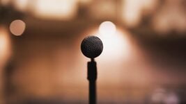 7 курсов для тех, кто боится публичных выступлений и хочет начать говорить уверенно