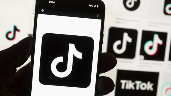 В США блогеры подали коллективный иск против закона о продаже TikTok