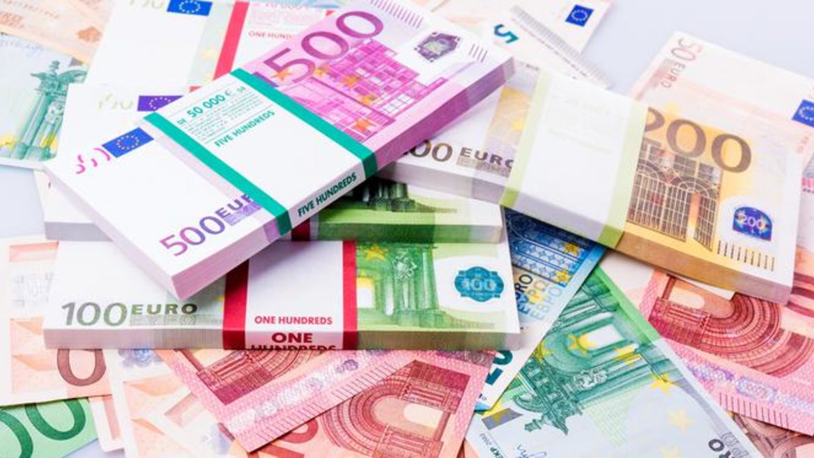 ЕС запретил белорусам открывать депозиты свыше 100 тысяч евро. Новые санкции для РБ