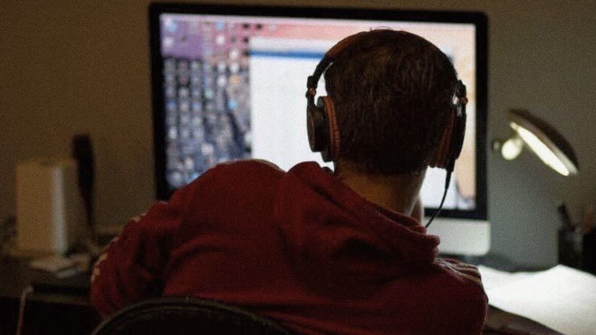 У Японіі школьнік навайбкодзіў узломшчыка і скраў дадзеныя мільёнаў карыстальнікаў