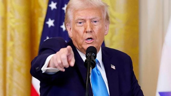 Трамп пригрозил Apple пошлинами в 25%, даже если перенесёт производство из Китая