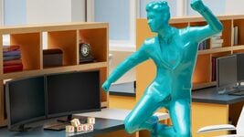 Поработала один день. Учительница с инвалидностью говорит, что её «ушли» из Andersen. У компании своя версия