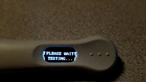 Блогер запустил культовый шутер Doom на электронном тесте на беременность