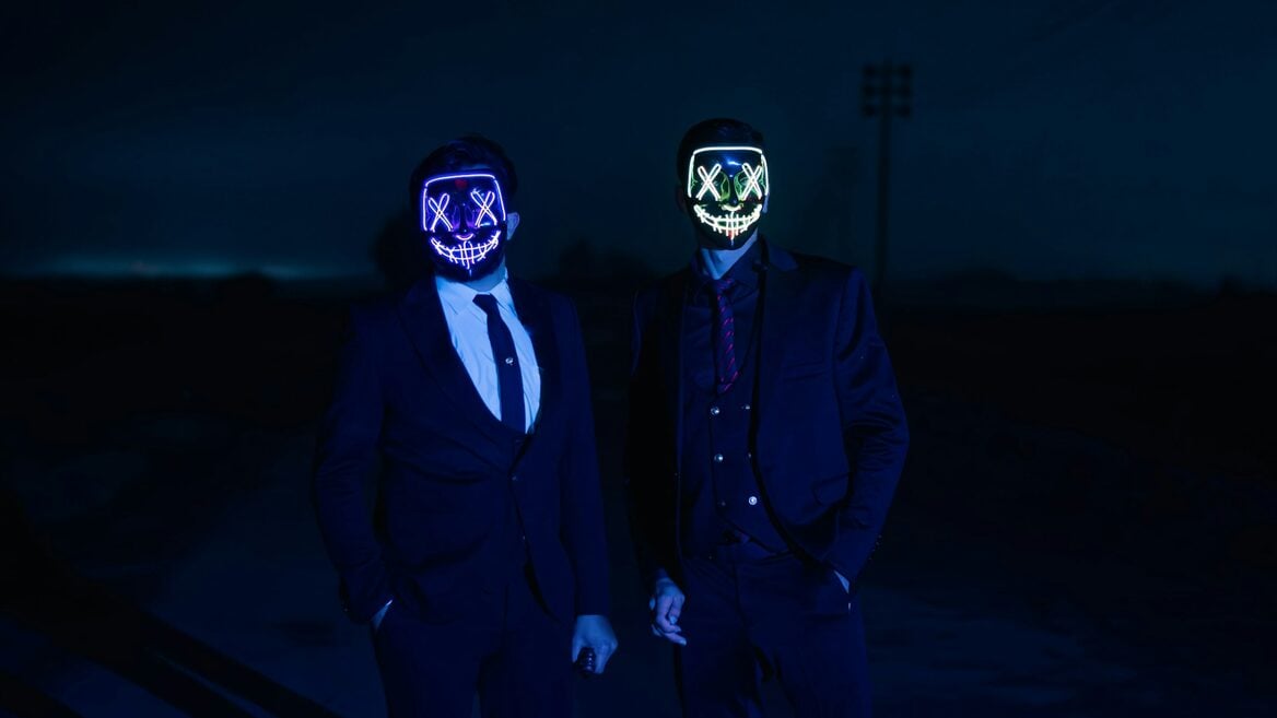 «Хоть я не дурак». Почему опытный технарь поверил фейковым «брокерам от Альфа-банка»