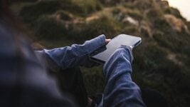 Беларусы теперь смогут подключать интернет сразу после приезда в Россию — операторы договорились