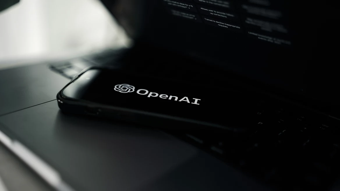 Альтман: OpenAI планирует сильно сократить наём