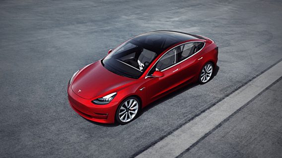 Акции Tesla упали почти на 8% после снижения цен на авто в Китае 