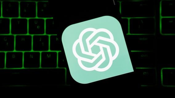 OpenAI заблокировала иранские аккаунты в ChatGPT, генерирующие фейки