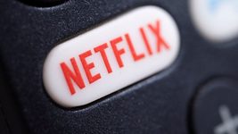Акционеры подали в суд на Netflix. Они требуют компенсировать падение акций