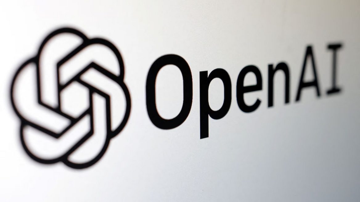 Аутсорсер сократил десятки сотрудников которые занимались тренировкой моделей OpenAI