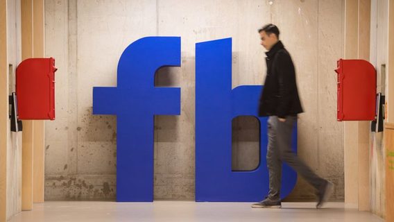 Facebook получила иск за дискриминацию американцев при найме