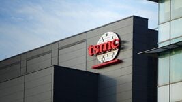 «Лянівыя, недасведчаныя, безадказныя»: TSMC даводзіць амерыканскіх супрацоўнікаў да звальнення, каб наймаць азіятаў «Лянівыя, недасведчаныя, безадказныя»: TSMC даводзіць амерыканскіх супрацоўнікаў да звальнення, каб наймаць азіятаў