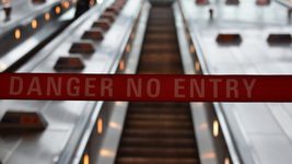 «Временно». Как очень странные костыли застревают в коде на годы