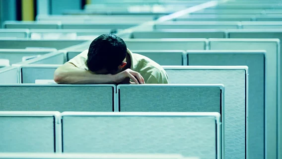 «Я мог бы начать, но не закончить»: CEO покидают посты, не умеют в ИИ-трансформацию