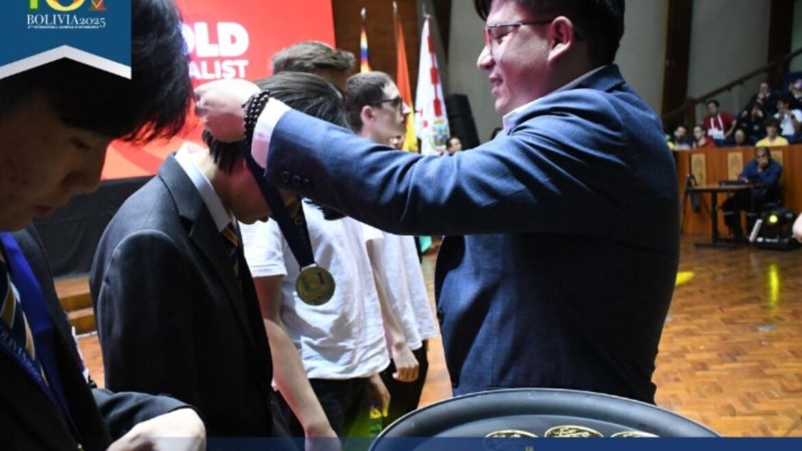 «На обычной работе мозги применить особо и негде». Где сейчас 50 крутых олимпиадников из Беларуси