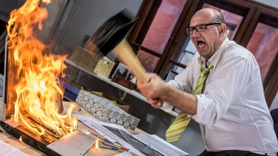 Усё больш работнікаў выбіраюць «звальненне з помсты» замест ціхага сыходу