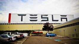 На заводе Tesla во Фримонте случился пожар