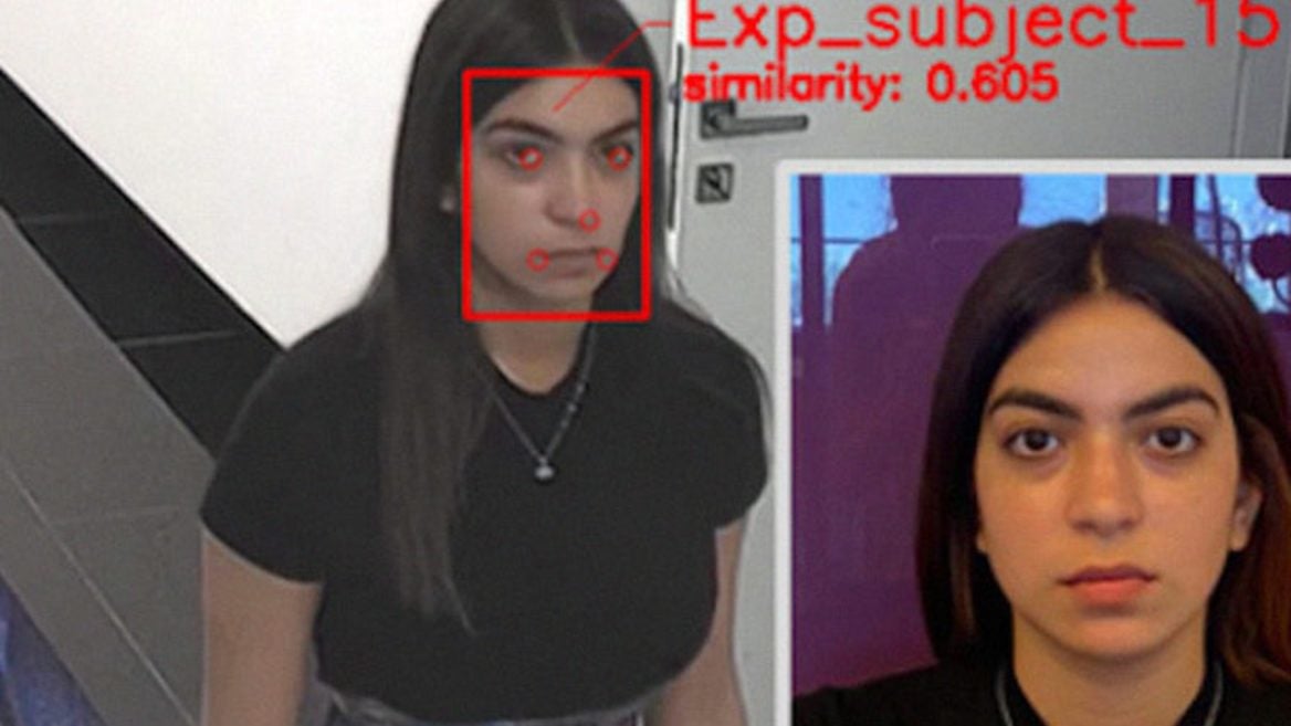 Нейросеть научили подбирать макияж чтобы обмануть системы распознавания лиц
