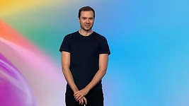 Автор «вайб-кодинга» запустил соцсеть для айтишников, за нейрослоп банят