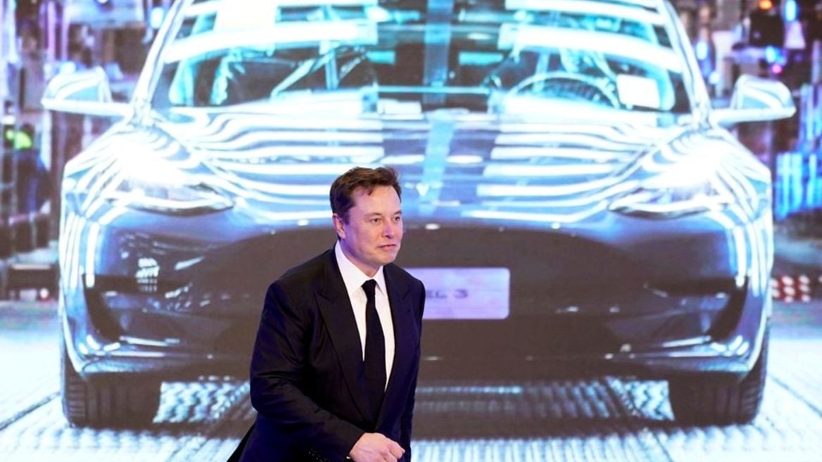 Маск получил иск за твиты которые стоили Tesla почти четверть капитализации