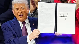 «Так звучит гораздо лучше»: Трамп объявил о переименовании ИИ