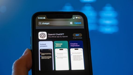 Bloomberg: Apple почти договорилась с OpenAI о внедрении ChatGPT в iOS 18