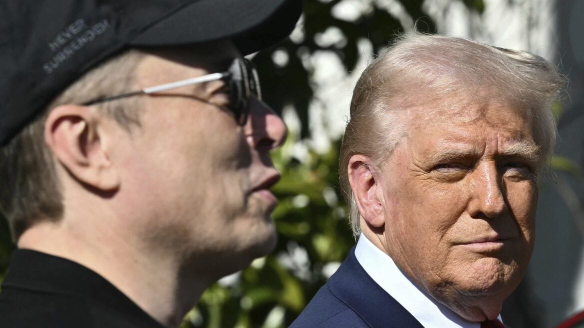 «Маск зехаў з глузду»: Трамп — пра планы былога сябра стварыць партыю