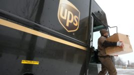 Американские айтишники обсуждают новые зарплаты курьеров UPS — $170K в год