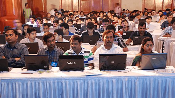 Исследование: только треть индийских программистов умеет писать компилируемый код 