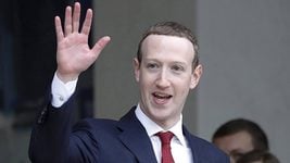 Facebook закроет сервис подкастов и аудиокомнаты спустя год после запуска