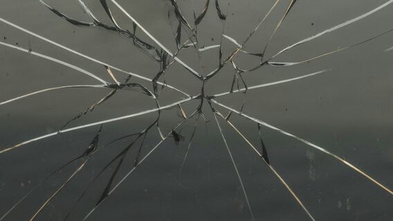 «Все в панике»: ИИ оставляет джунов без работы не только в США