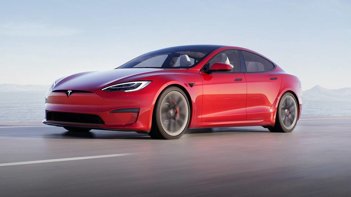 Tesla выпустила бюджетные модели на $10 тысяч дешевле. Но есть ограничения