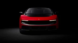 Ferrari представила первую чисто электрическую модель — её готовили вместе с Джони Айвом. Акции рухнули