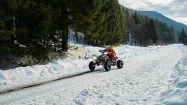 «Время на задачу сократили в 2 раза». Компания помешалась на AI — айтишники жалуются